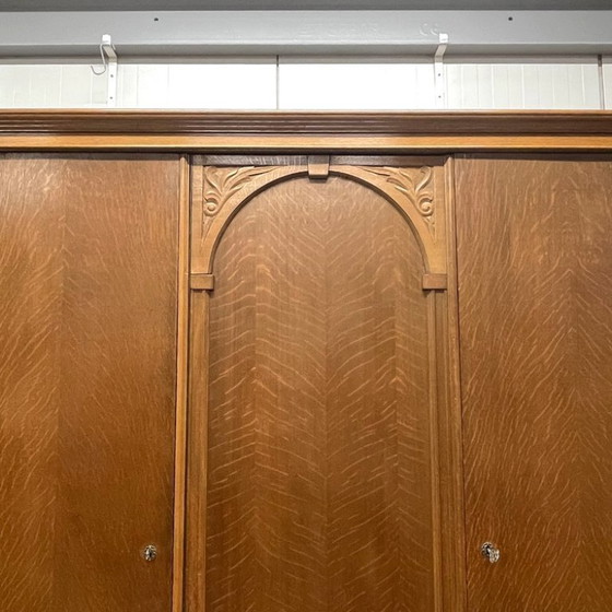 Image 1 of Armario antiguo de estilo Art Déco con módulos para colgar ropa y estantes desmontables.