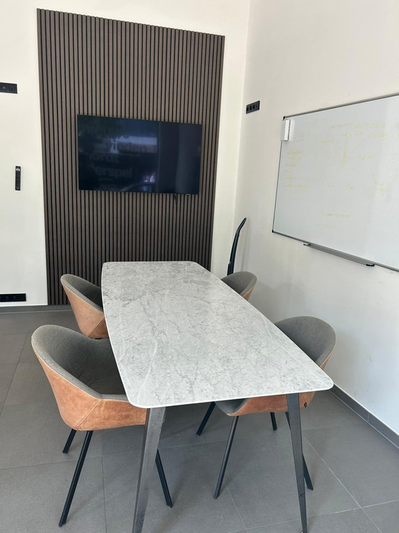 Image 1 of Marmeren tafel
