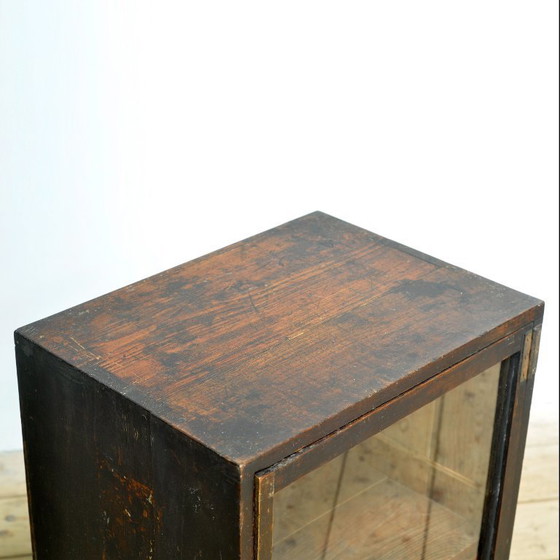 Image 1 of Petite vitrine japonaise, vers 1925