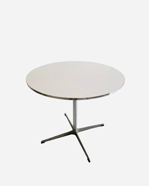 Arne Jacobsen - Side table model "A 222" - Fritz Hansen, Denmark - 1960s