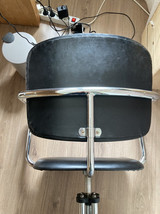 Chaise de bureau vintage Gispen 5252, cuir Skai, dossier en bakélite