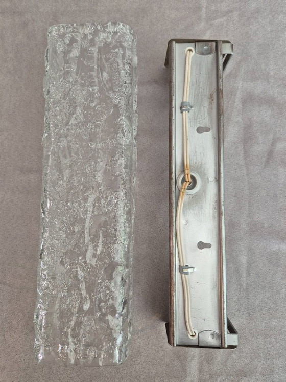 Image 1 of Vintage TEKA Model 2017 wandlamp van ijsglas, Duitse brutalistische mid-century moderne lamp uit de jaren 70 met 2 lichtpunten.