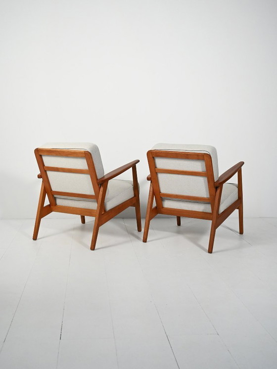 Image 1 of Een paar teakhouten fauteuils van Thomas Harlev, 1957