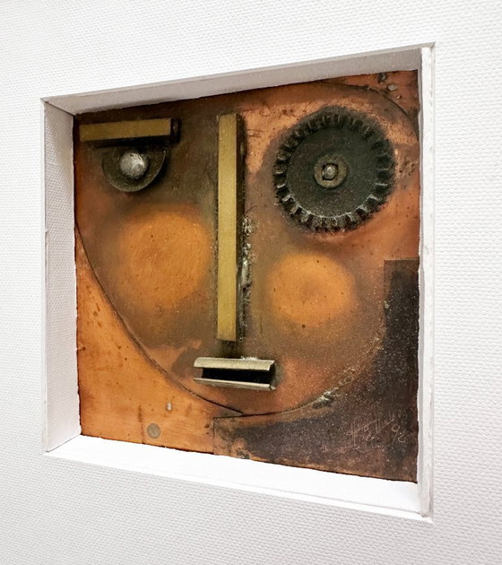 Image 1 of Avantgardistische Porträtskulptur aus geflammtem Metall. Deutschland, 1990er Jahre.