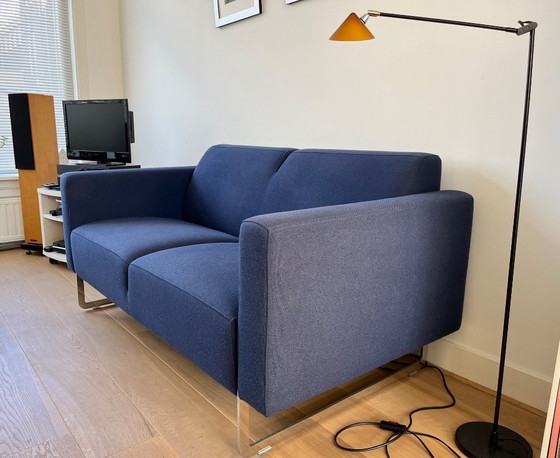 Image 1 of Artifort Mare 2-Sitzer-Sofa (blau)