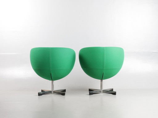SVEN IVAR DYSTHE. Een paar fauteuils "planet