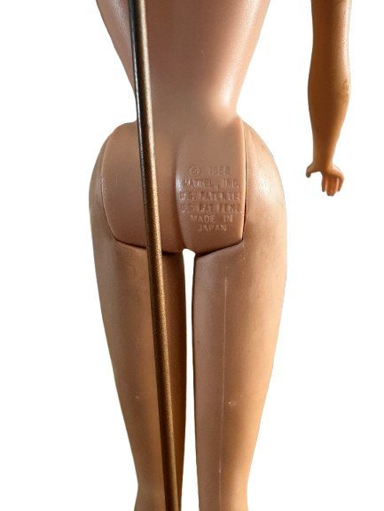 Image 1 of Barbie vintage avec plein de vêtements