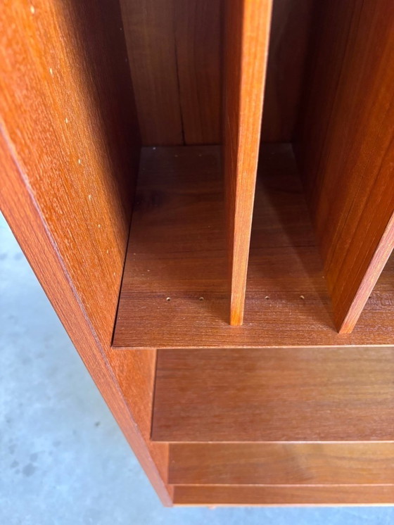 Image 1 of Vintage bookcase LP compartments