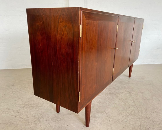 Image 1 of Buffet rétro danois en palissandre du milieu du siècle par Kai Winding 1970