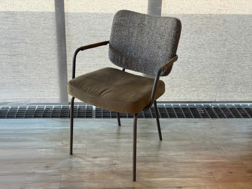 Zoey y el set – Bert Plantagie, eetkamerstoelen, Textile (photo 2 of 8)