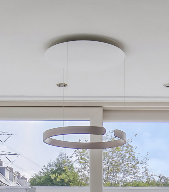 Image 1 of Œil mythique suspendu