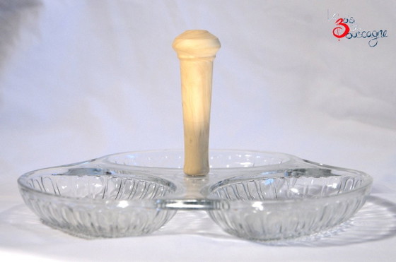 Val Saint-Lambert Pressglas-Schale mit 3 Fächern und Buchsbaumgriff, 23x10cm – Le bois de Bouscagne (photo 4 of 7)