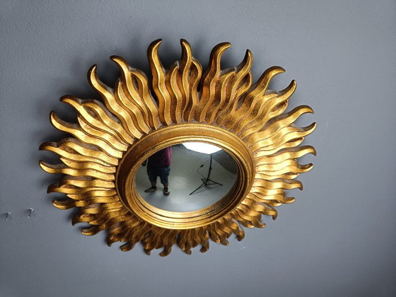 Image 1 of Vintage vergulde hars zonnestraal spiegel, jaren 1960