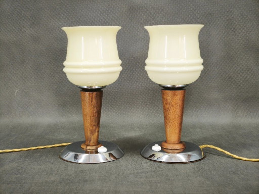 Paar italienische Opalglas, Holz und Chrom Tischlampen, 1950er Jahre