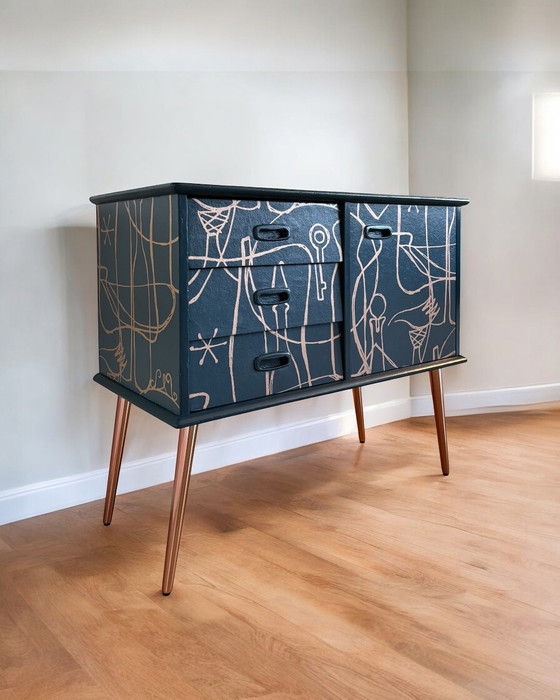Vintage Sideboard in Blue and Copper – Wood (photo 6 of 9)