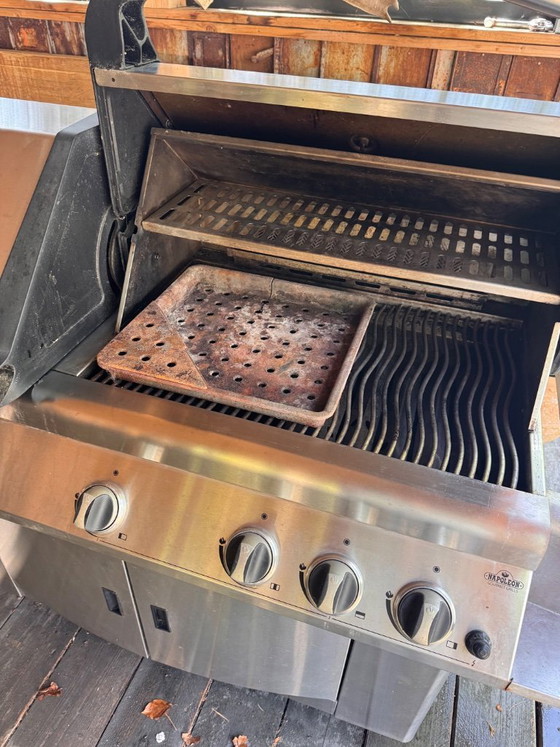 Image 1 of Napoleon prestige II bbq