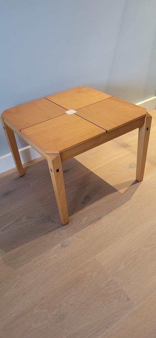 4 Giorgetti Beistelltische