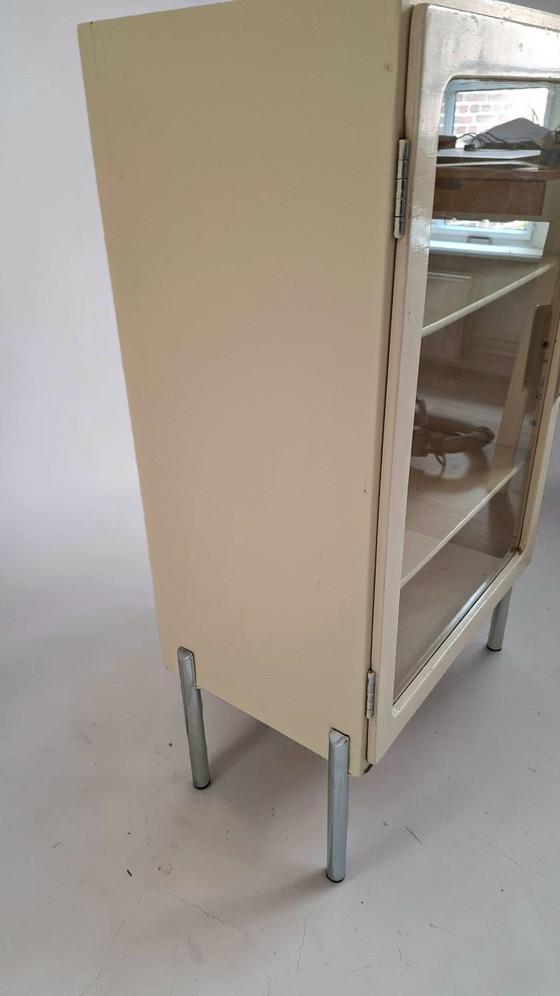Armario de boticario – Chrome, Wood (photo 6 of 6)