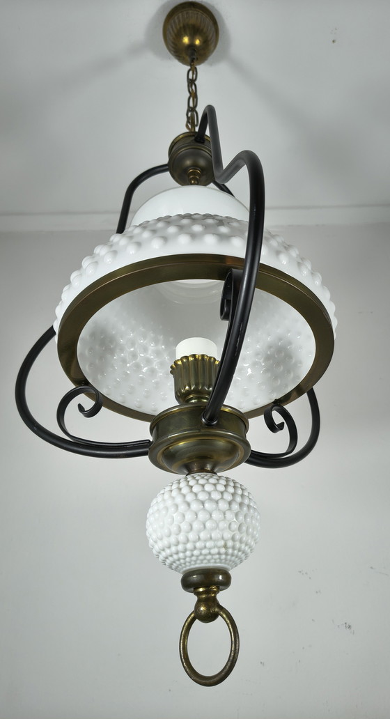 Image 1 of Lámpara de aceite antigua de cristal opalino