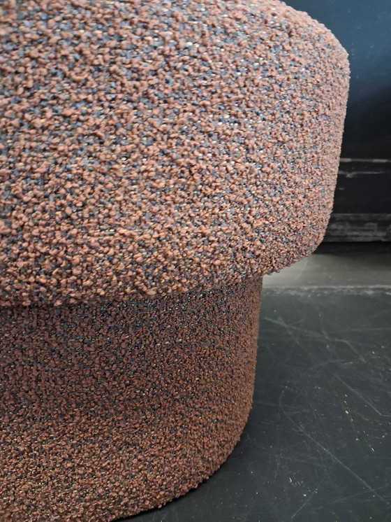 Image 1 of Dalí Pouf