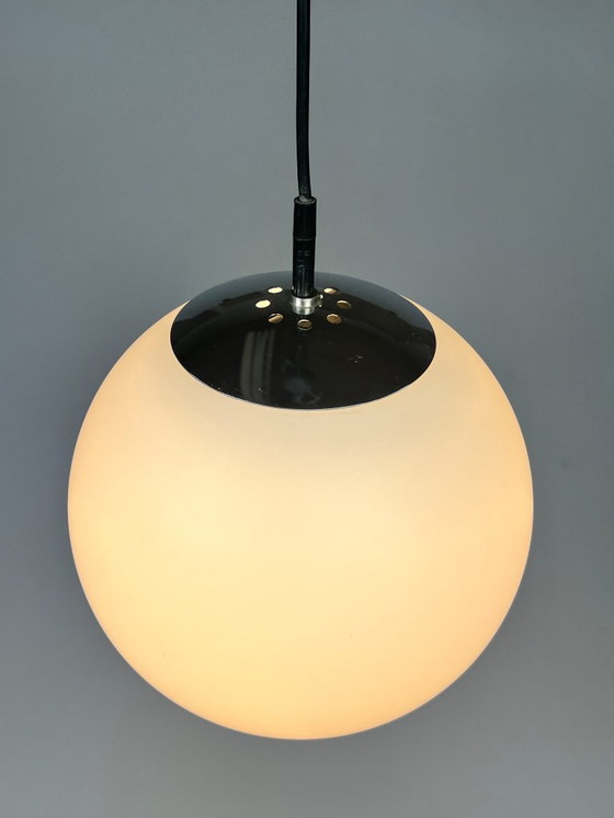 Image 1 of Lampada a sospensione / lampada a sfera Raak d'epoca, B1153 "morning mist"