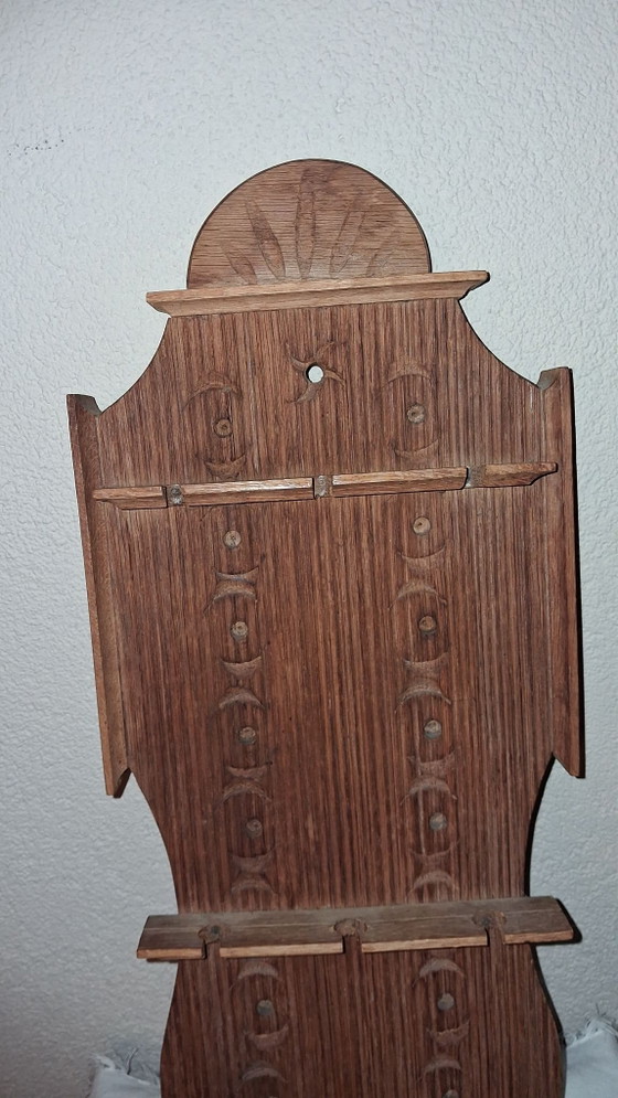 Antike Zinnlöffel auf Holzregal, Wanddekoration, Metall, Braun (Foto 6 von 6)
