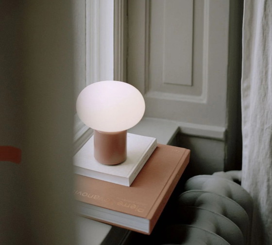 Image 1 of New Works Karl-Johan lampe à tafel LED oplaadbaar Terre rouge