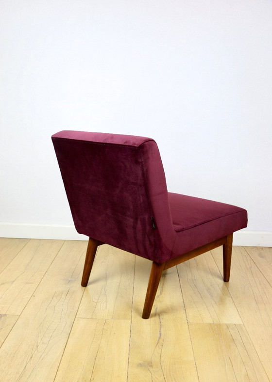 Image 1 of Vintage loft armchair 70s vintage burgundy wine velvet