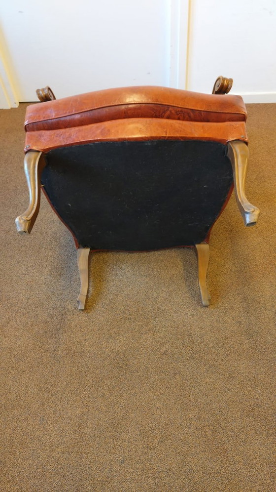 Image 1 of Originaler Damenohrensessel aus Schafsleder