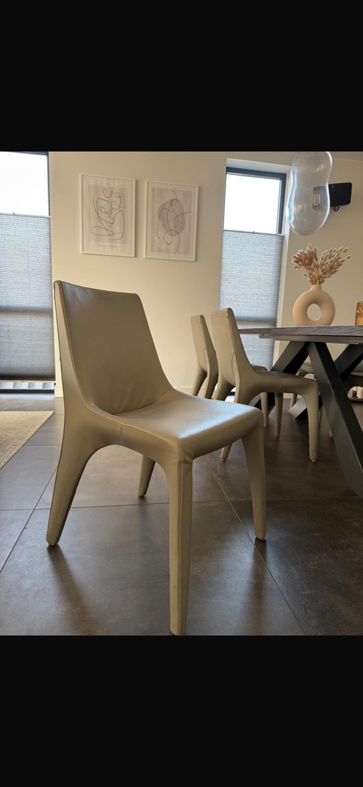 6 sillas de comedor Bonaldo de cuero