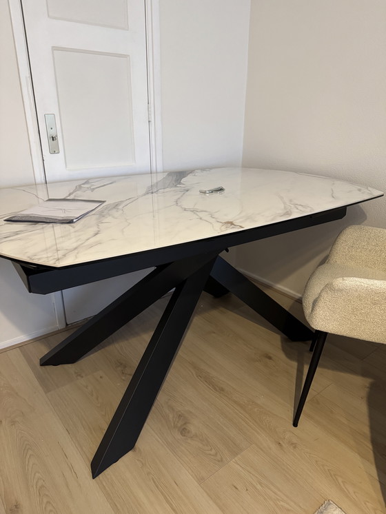 Image 1 of Nieuwe luxe Akante eettafel – keramisch – nooit gebruikt