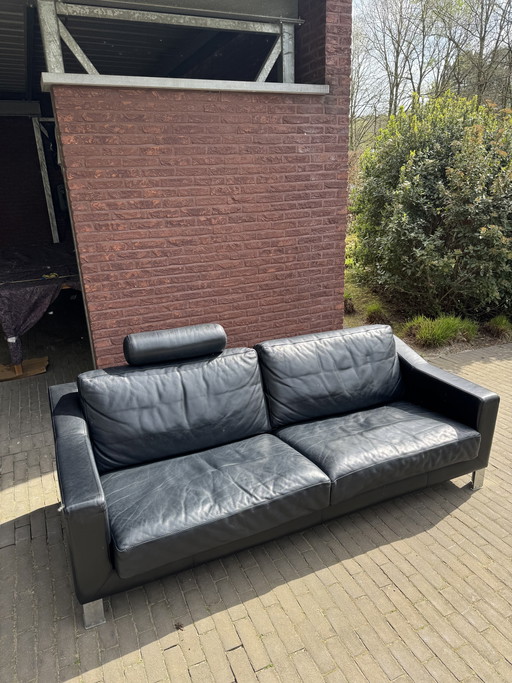 2x Leolux three-seater leather sofas
