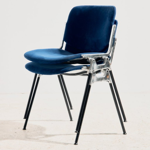 Silla MK11931 DSC106 de Giancarlo Piretti para Anonima Castelli – kuipstoelen, Metal (photo 2 of 18)