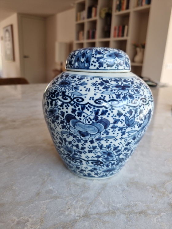 Image 1 of Pot de gingembre bleu Makkum Delft avec couvercle