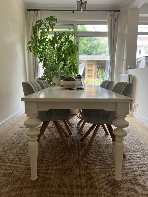 De Machinekamer Esstisch