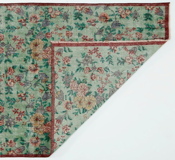Tappeto turco vintage Oushak 230 × 123 cm – Tappeto in lana tessuto a mano con motivo floreale a rose (photo 9 of 10)