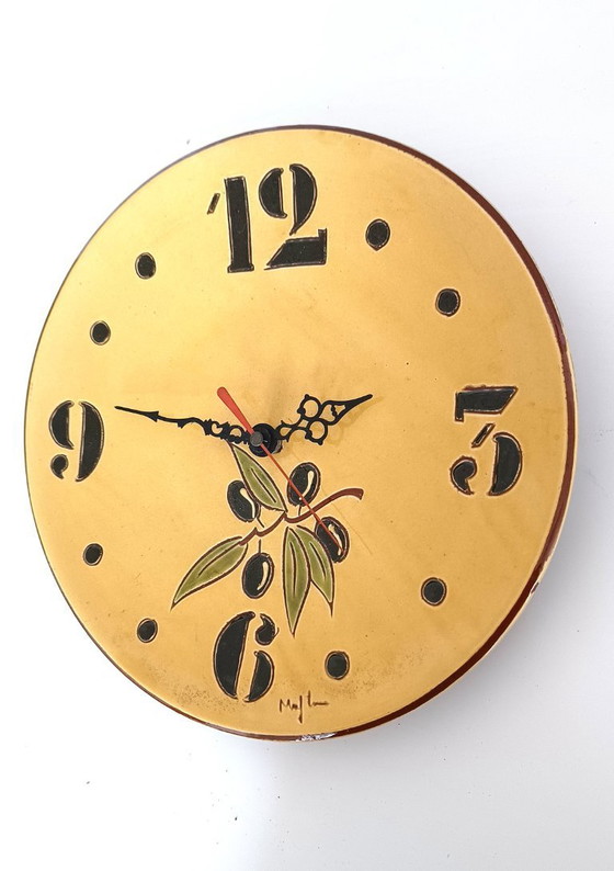 Image 1 of Sixties kitchen clock ceramic with olives