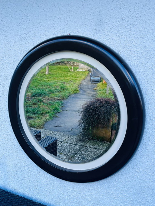 Espejo redondo vintage de resina marrón: diseño modernista de los años 70.