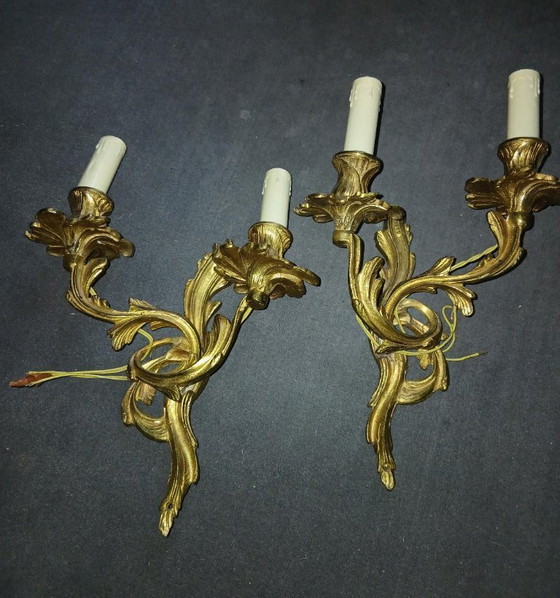Image 1 of Apliques de pared pequeños de bronce dorado estilo Luis XV rocaille