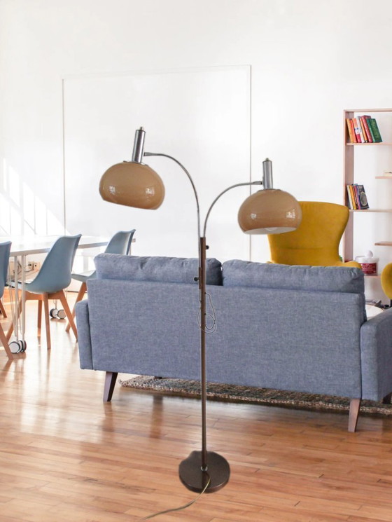 Image 1 of Dijkstra - Zeldzaam model - Space Age Design / MCM Vloerlamp met twee kappen
