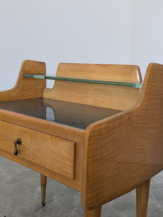 Image 1 of Commode - Laiton, verre, bois - Commode et table de chevet