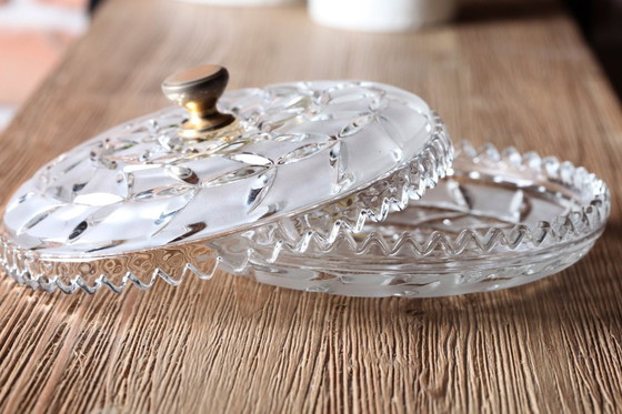 Image 1 of Walther loden kristallen schaal met deksel: Bonbonnière uit het midden van de 20e eeuw / Walther Glass / Duitsland / jaren 1960.