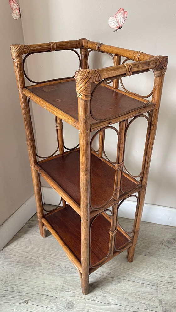 Vintage rattan bookcase shelf – Wood (photo 6 of 15)