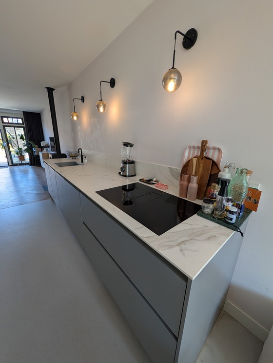 Image 1 of Contur Designküche | Siemens studioLine | Novy One Pro | Keramik