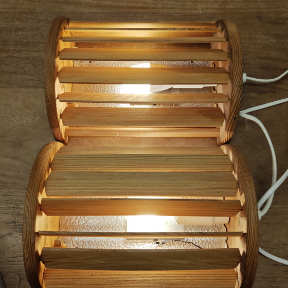 Image 1 of Prachtige vintage IKEA wandlampen – set van 2 | Verstelbare houten lamellen | Warm lichteffect
