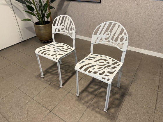 Artifort | Jeremy Harvey | Hello There Chair | White metal | 2 pieces – Dining chairs (photo 11 of 11)