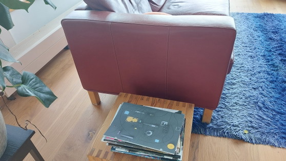 Ikea Karlstad 3-seater – 3-5 seaters, Leather (photo 5 of 7)