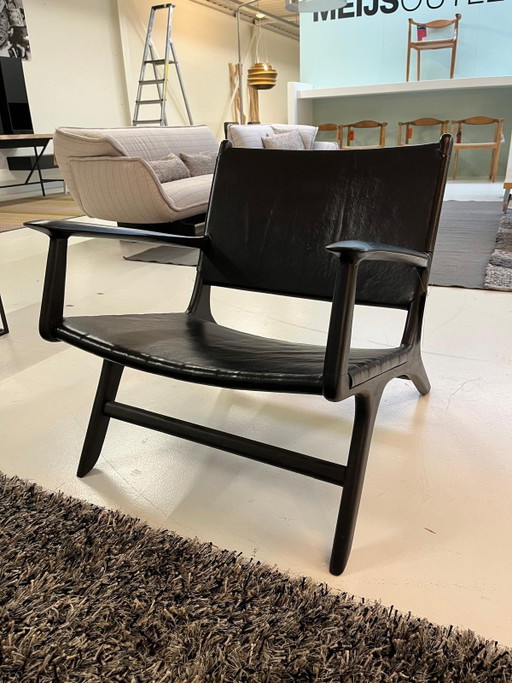 Sedia in pelle con braccioli