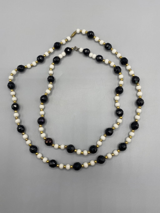 2 vintage black and white pearl necklaces – costume jewelry – decoratieve objecten, Mid Century Modern