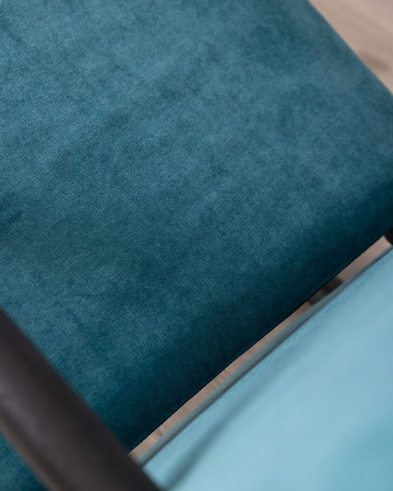 Image 1 of SEDIA A DONDOLO AZZURRA VINTAGE ANNI 80 MODELLO "T-LINE" DESIGN BURKHARD VOGTHERR PER ARFLEX